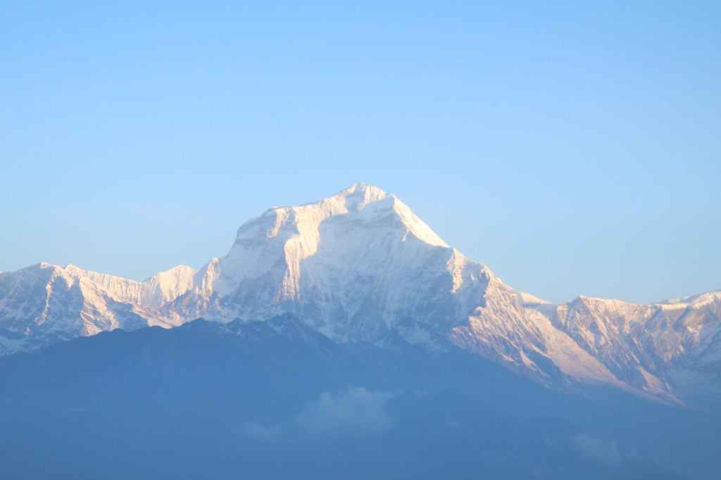Mt Dhaulagiri, Khopra danda, solar rays spread